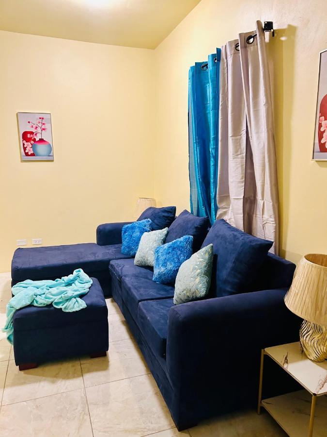 The Rest Stop-B- 15 Min From Airport/24Hrs Security Бухта Монтего Экстерьер фото